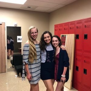 Meet your Posher, Claire